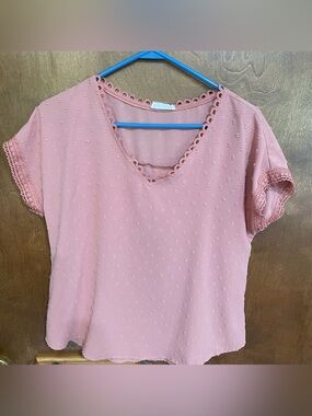 Blu Pepper Dusty Rose Eyelet V-Neck Blouse